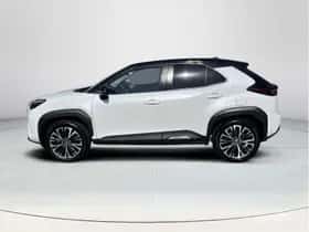 Toyota Yaris Cross (2021) thumbnail 2