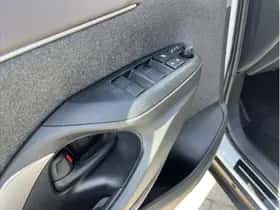 Toyota Yaris Cross (2021) thumbnail 10