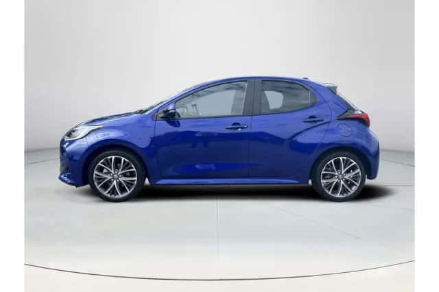 Toyota Yaris (2024) thumbnail 2