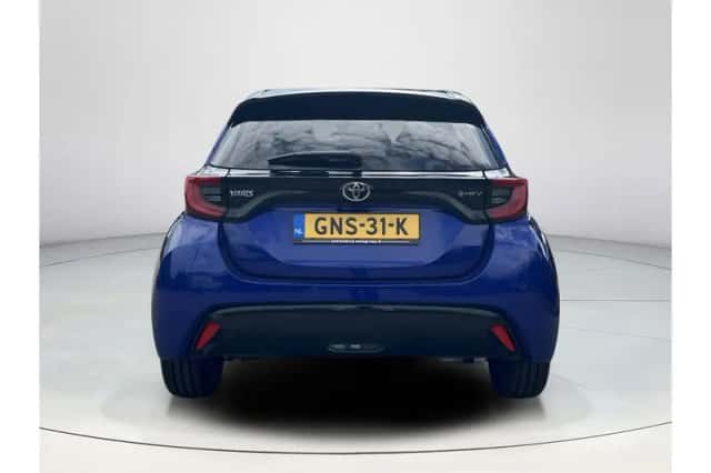 Toyota Yaris (2024) thumbnail 4