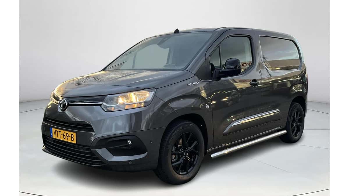 Toyota Proace (2024) — foto 1