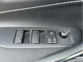 Toyota Corolla (2021) thumbnail 15