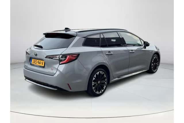 Toyota Corolla (2021) thumbnail 5
