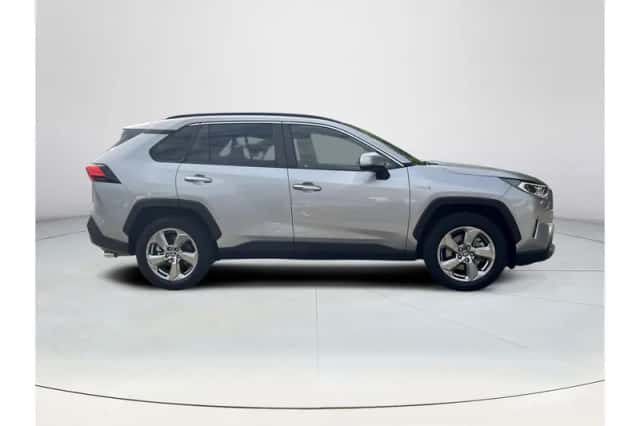 Toyota RAV4 (2020) thumbnail 6