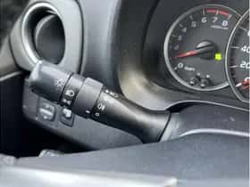 Toyota Yaris (2013) thumbnail 14