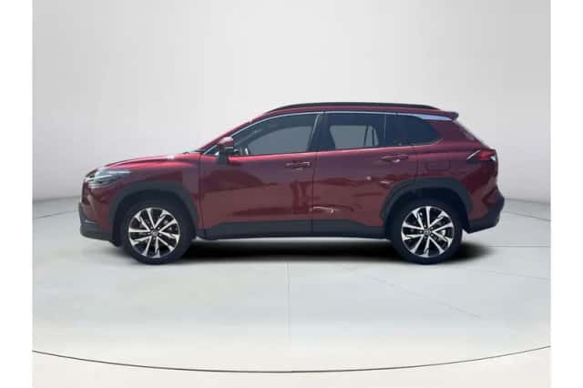 Toyota Corolla (2024) thumbnail 2