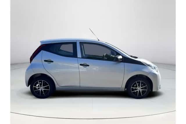 Toyota Aygo (2021) thumbnail 6