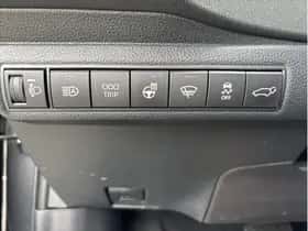 Toyota Corolla (2024) thumbnail 12