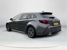 Toyota Corolla (2024) thumbnail 3