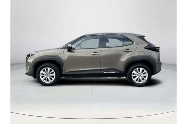 Toyota Yaris Cross (2022) thumbnail 2