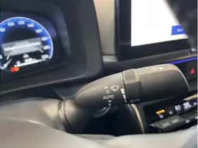 Toyota C-HR (2025) thumbnail 17