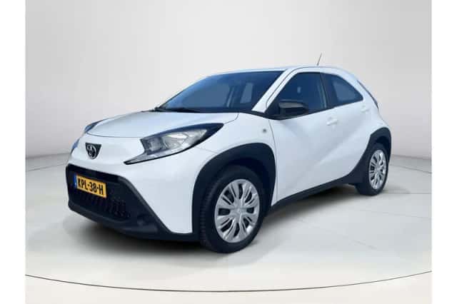 Toyota Aygo X (2023) thumbnail 1