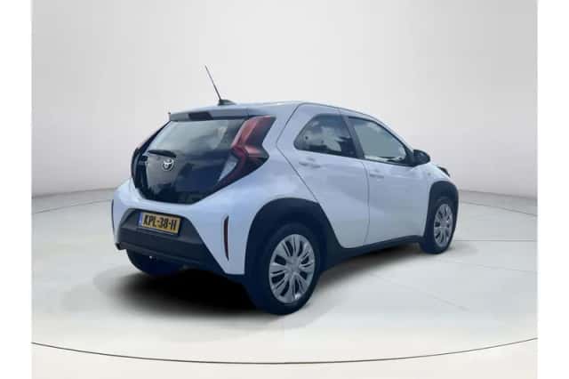 Toyota Aygo X (2023) thumbnail 4