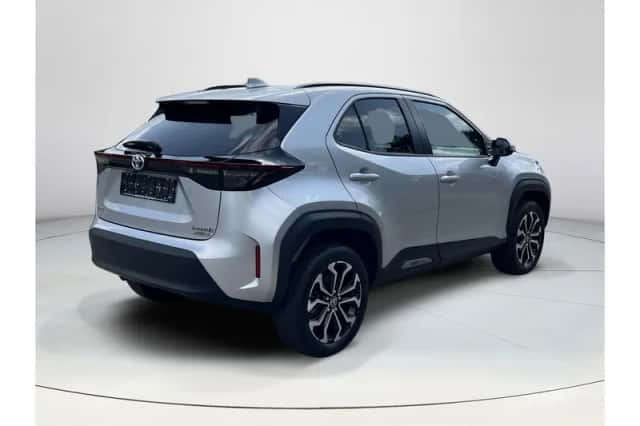 Toyota Yaris Cross (2024) thumbnail 5