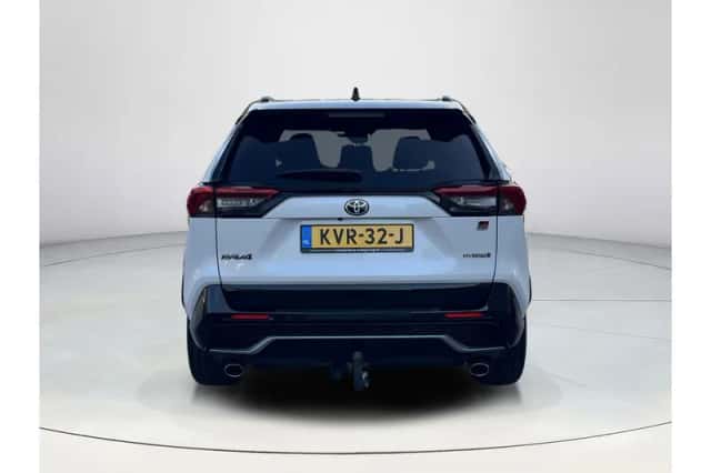 Toyota RAV4 (2024) thumbnail 4