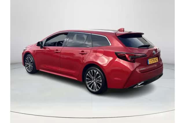 Toyota Corolla (2024) thumbnail 3
