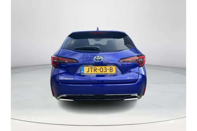 Toyota Corolla (2025) thumbnail 4
