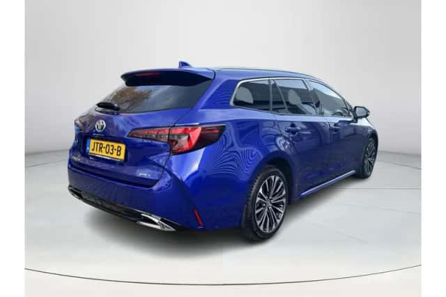 Toyota Corolla (2025) thumbnail 5