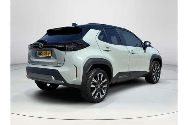 Toyota Yaris Cross (2024) thumbnail 5
