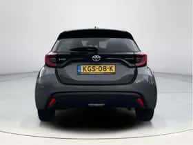 Toyota Yaris (2022) thumbnail 4
