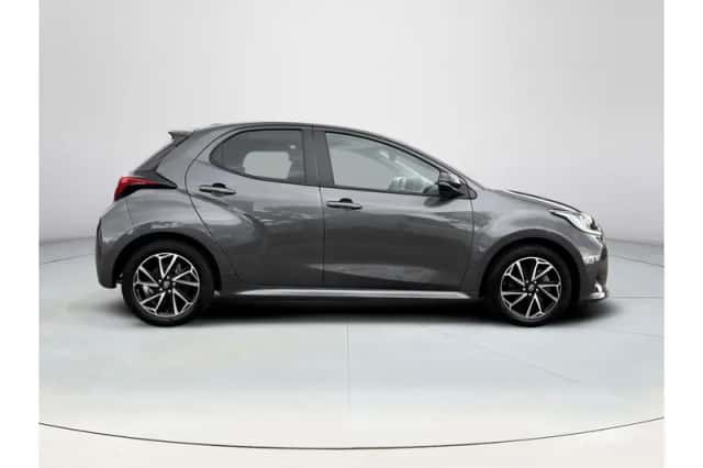Toyota Yaris (2022) thumbnail 6