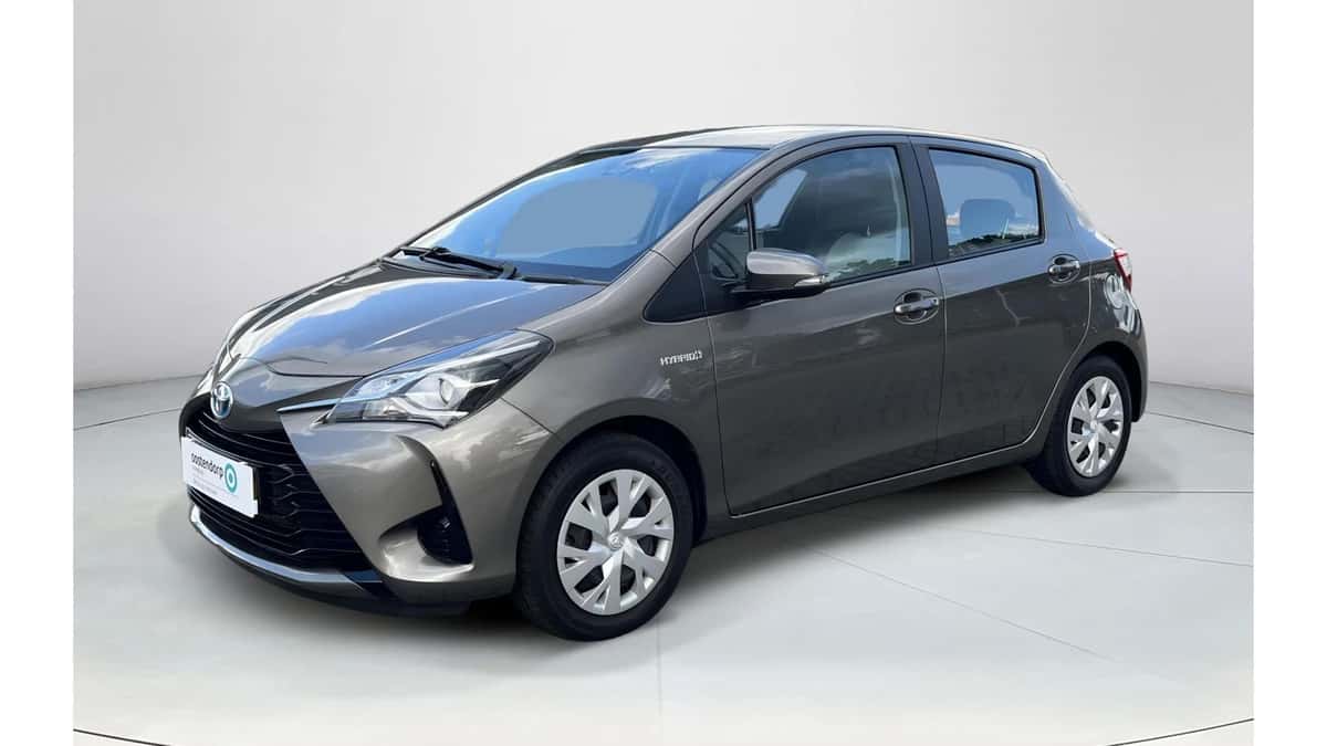 Toyota Yaris (2018) — foto 1