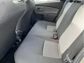 Toyota Yaris (2018) thumbnail 25