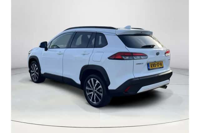Toyota Corolla Cross (2023) thumbnail 3
