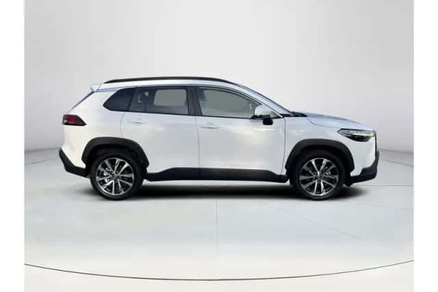 Toyota Corolla Cross (2023) thumbnail 6