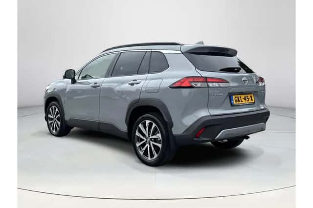 Toyota Corolla (2024) thumbnail 3