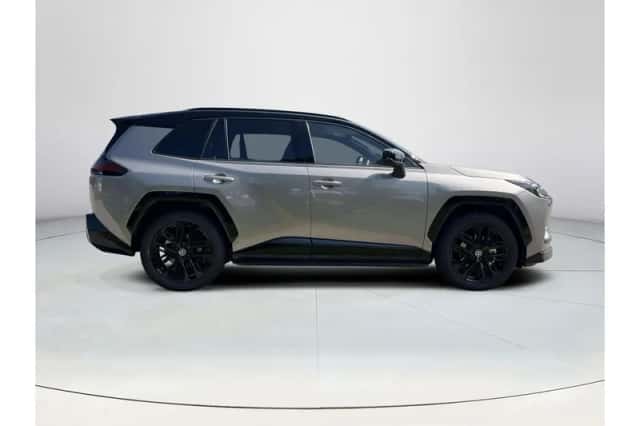 Toyota RAV4 (2026) thumbnail 6
