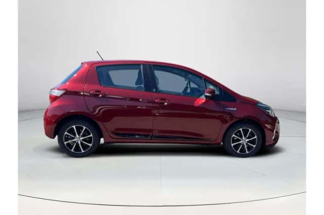 Toyota Yaris (2018) thumbnail 6