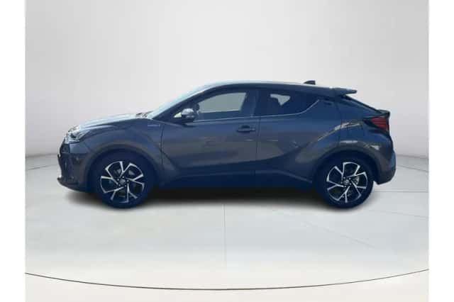 Toyota C-HR (2020) thumbnail 2
