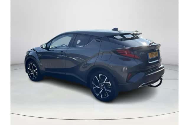 Toyota C-HR (2020) thumbnail 3
