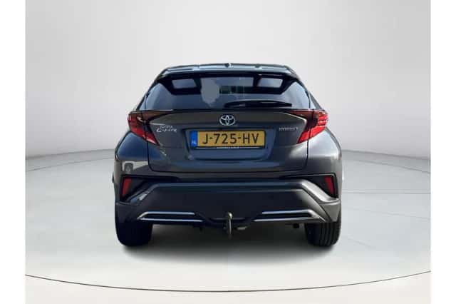Toyota C-HR (2020) thumbnail 4