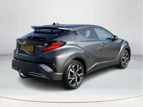 Toyota C-HR (2020) thumbnail 5