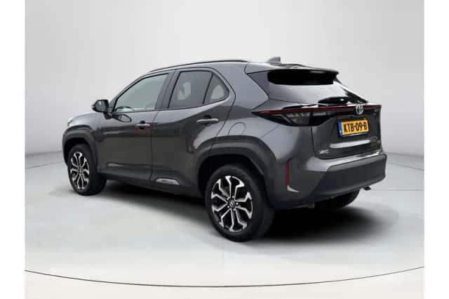 Toyota Yaris Cross (2024) thumbnail 3