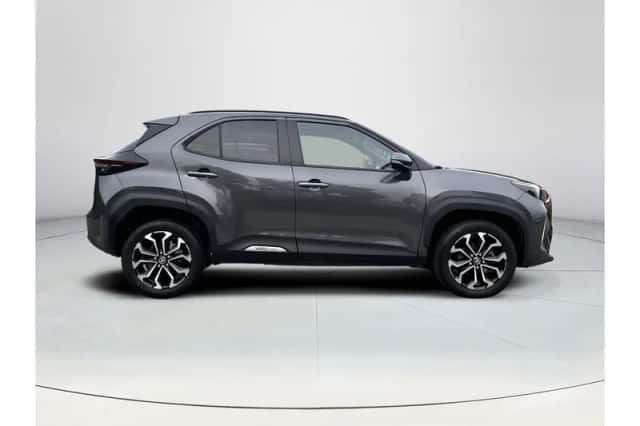 Toyota Yaris Cross (2024) thumbnail 5