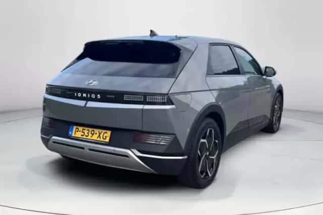 Hyundai Ioniq 5 (2022) thumbnail 5