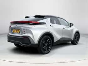 Toyota C-HR (2024) thumbnail 5