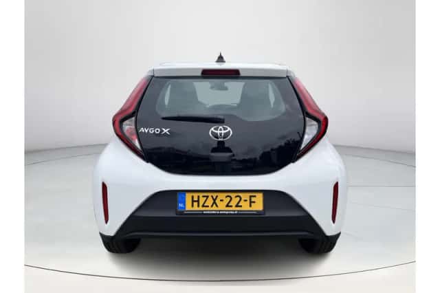 Toyota Aygo X (2025) thumbnail 4