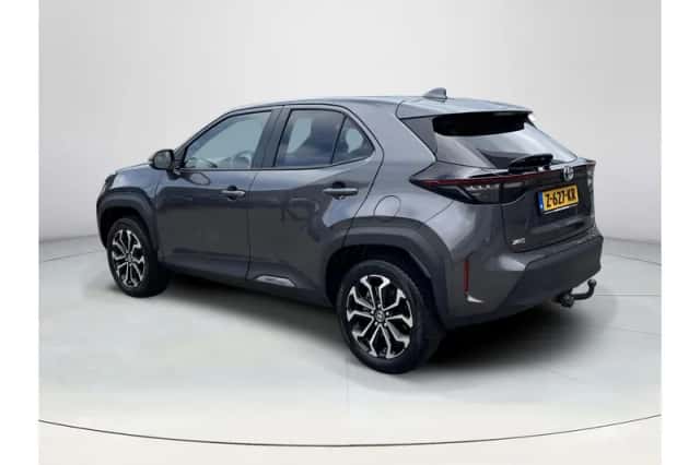 Toyota Yaris Cross (2023) thumbnail 3