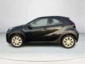 Toyota Aygo X (2024) thumbnail 2