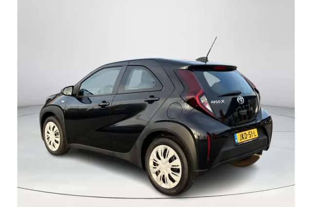 Toyota Aygo X (2024) thumbnail 3