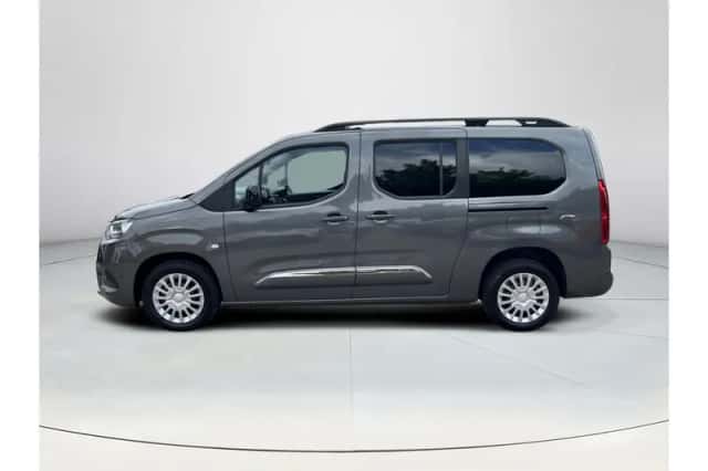 Toyota Proace (2023) thumbnail 2