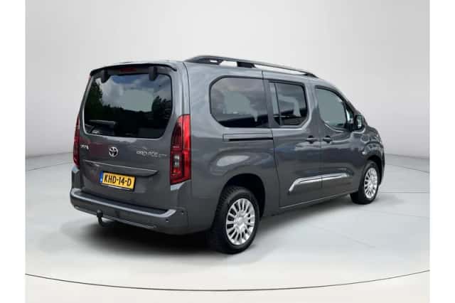 Toyota Proace (2023) thumbnail 5
