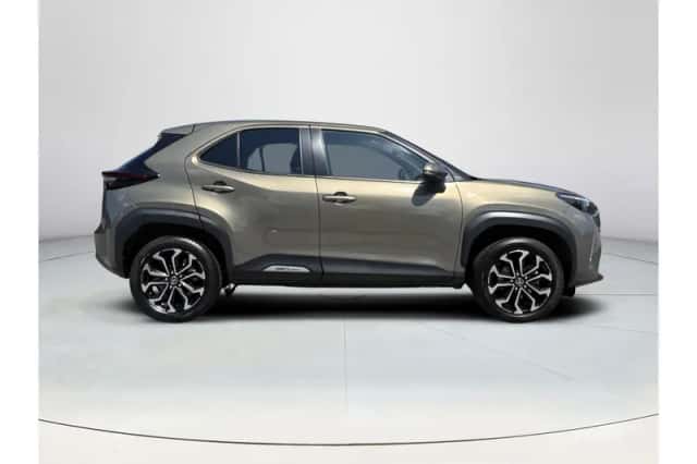 Toyota Yaris Cross (2022) thumbnail 6