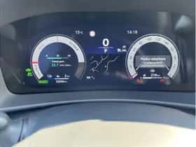 Toyota C-HR (2024) thumbnail 22