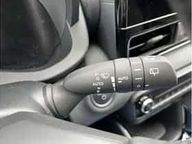 Toyota Yaris (2024) thumbnail 17
