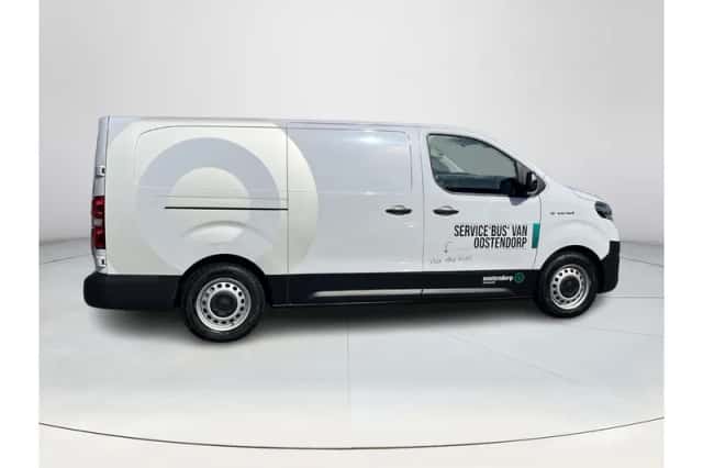 Toyota Proace (2023) thumbnail 6
